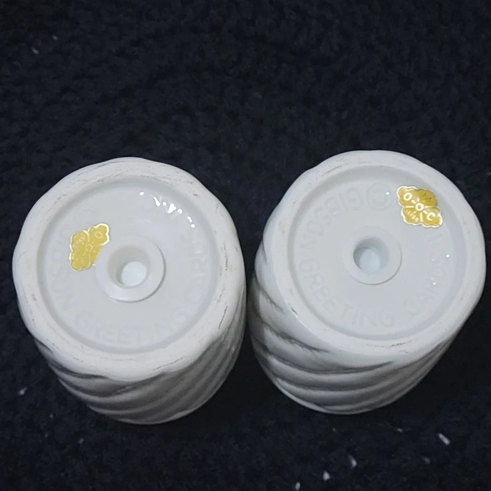 Vtg Gibon Salt Pepper Shakers 3.25